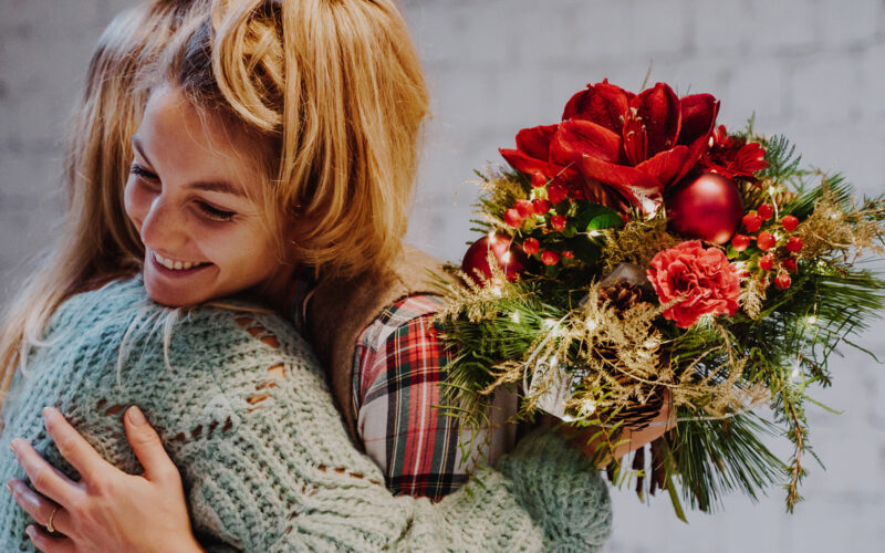 Blumige Weihnachtsgrüsse von Fleurop für Kurzentschlossene