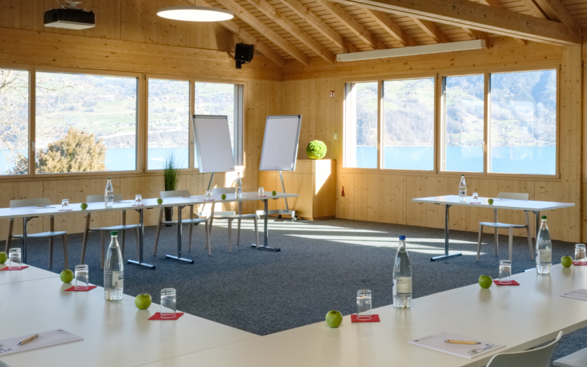 KW 15 ns Hotel Seaside Spiez Berner Oberland Thunersee hotelbooker ch Gmb H MICE Service INSTA