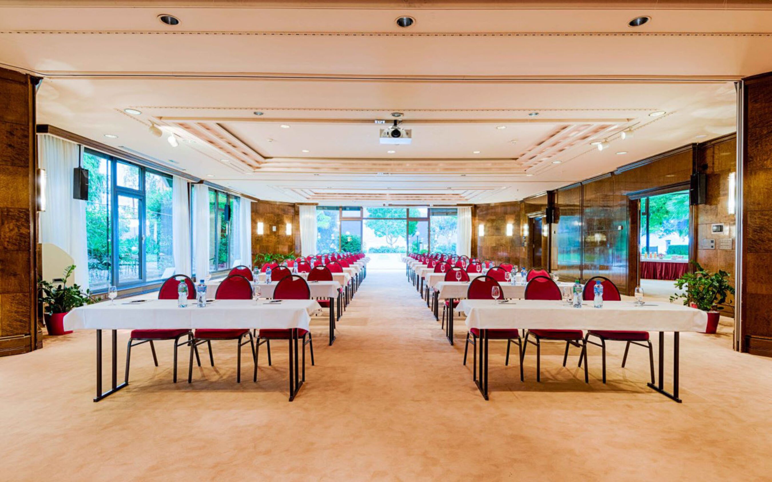 Montreux Royal Plaza Seminar