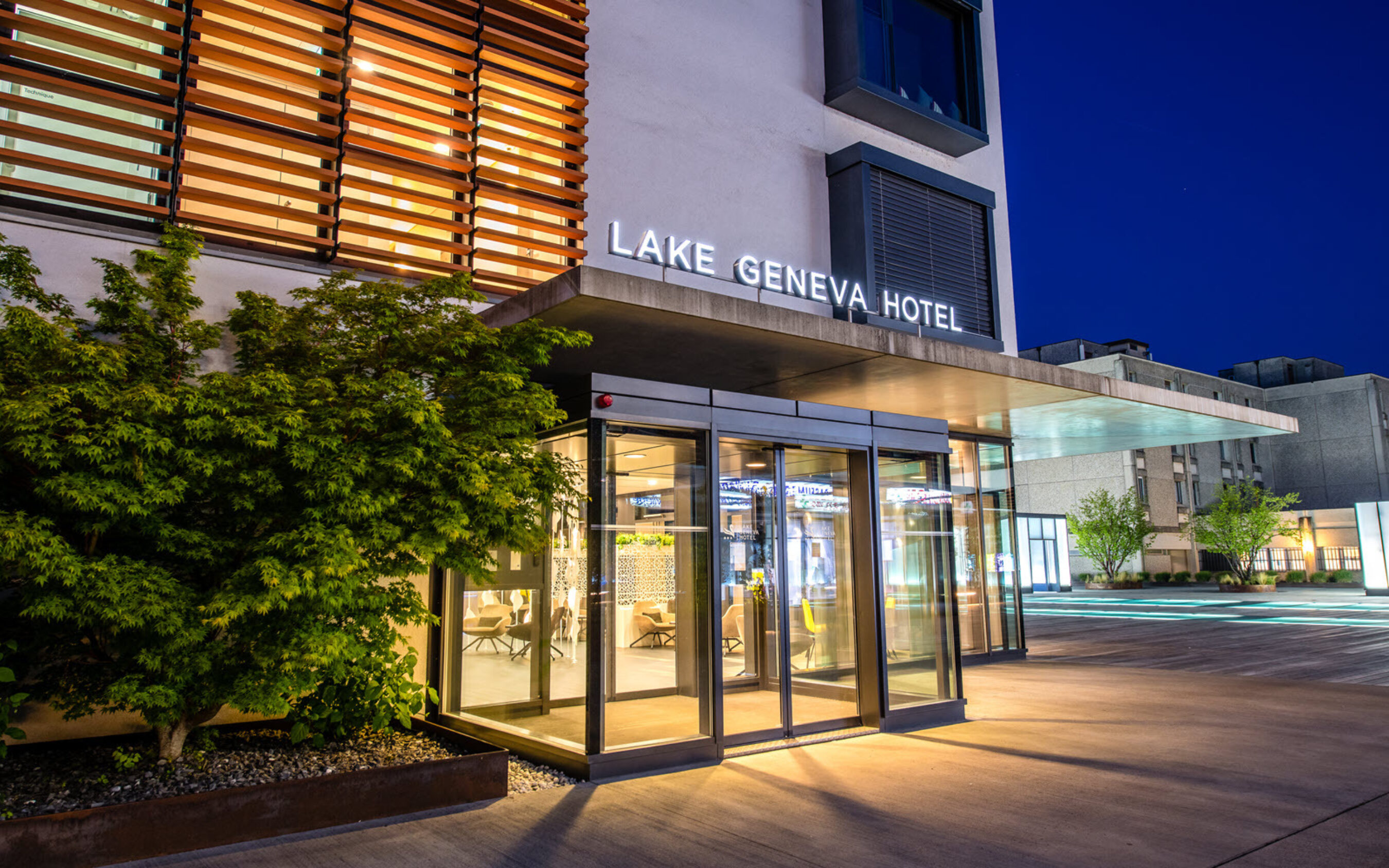 Versoix Lake Geneva Hotel Aussenansicht