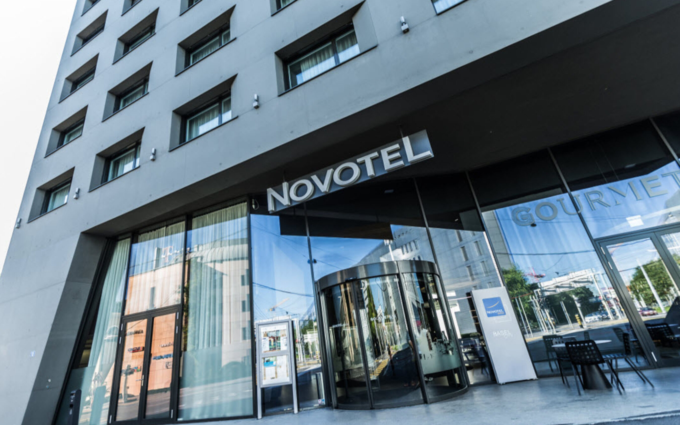 Basel novotel basel city hotelbooker 01