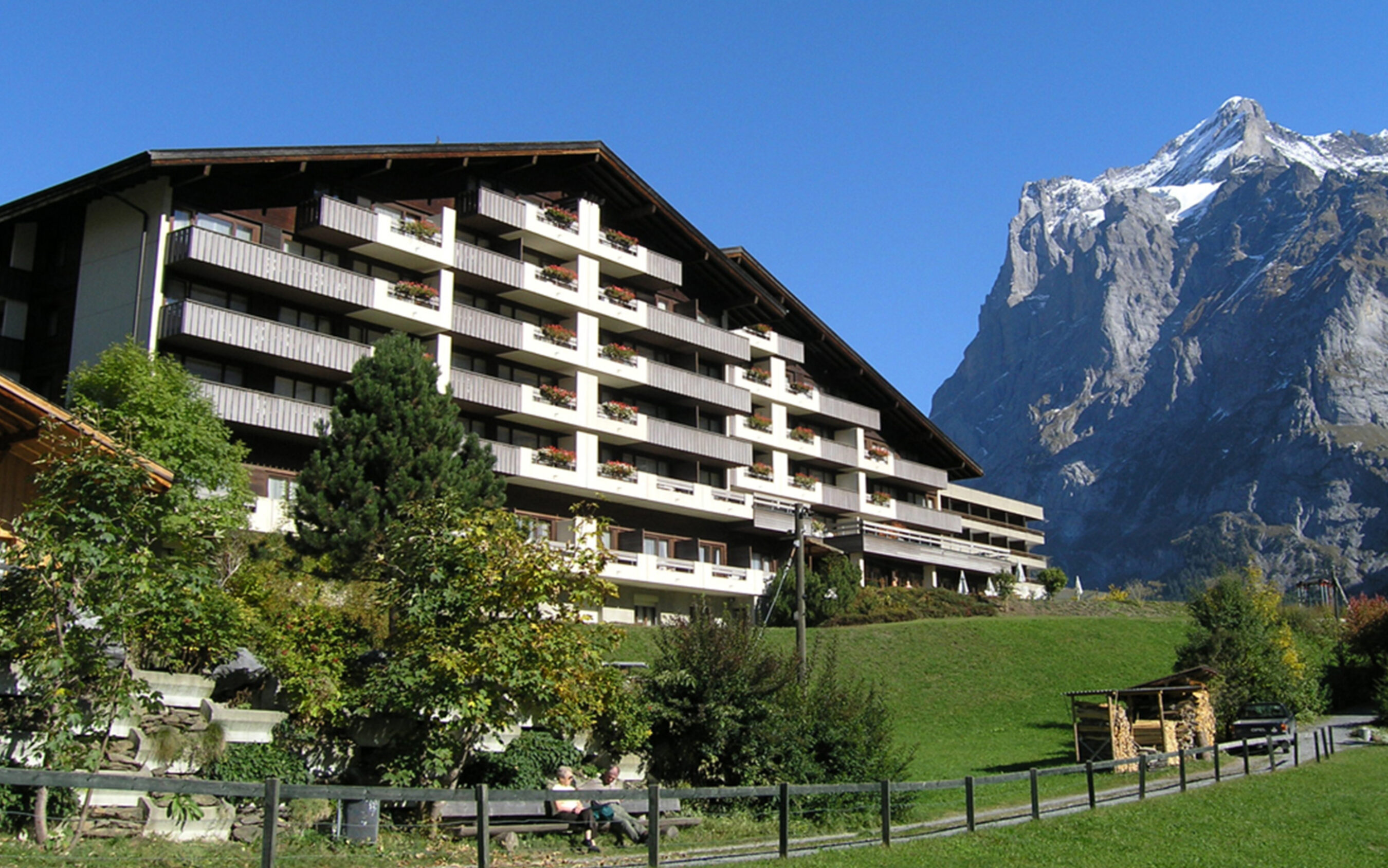 Grindelwald sunstar hotelbooker 03